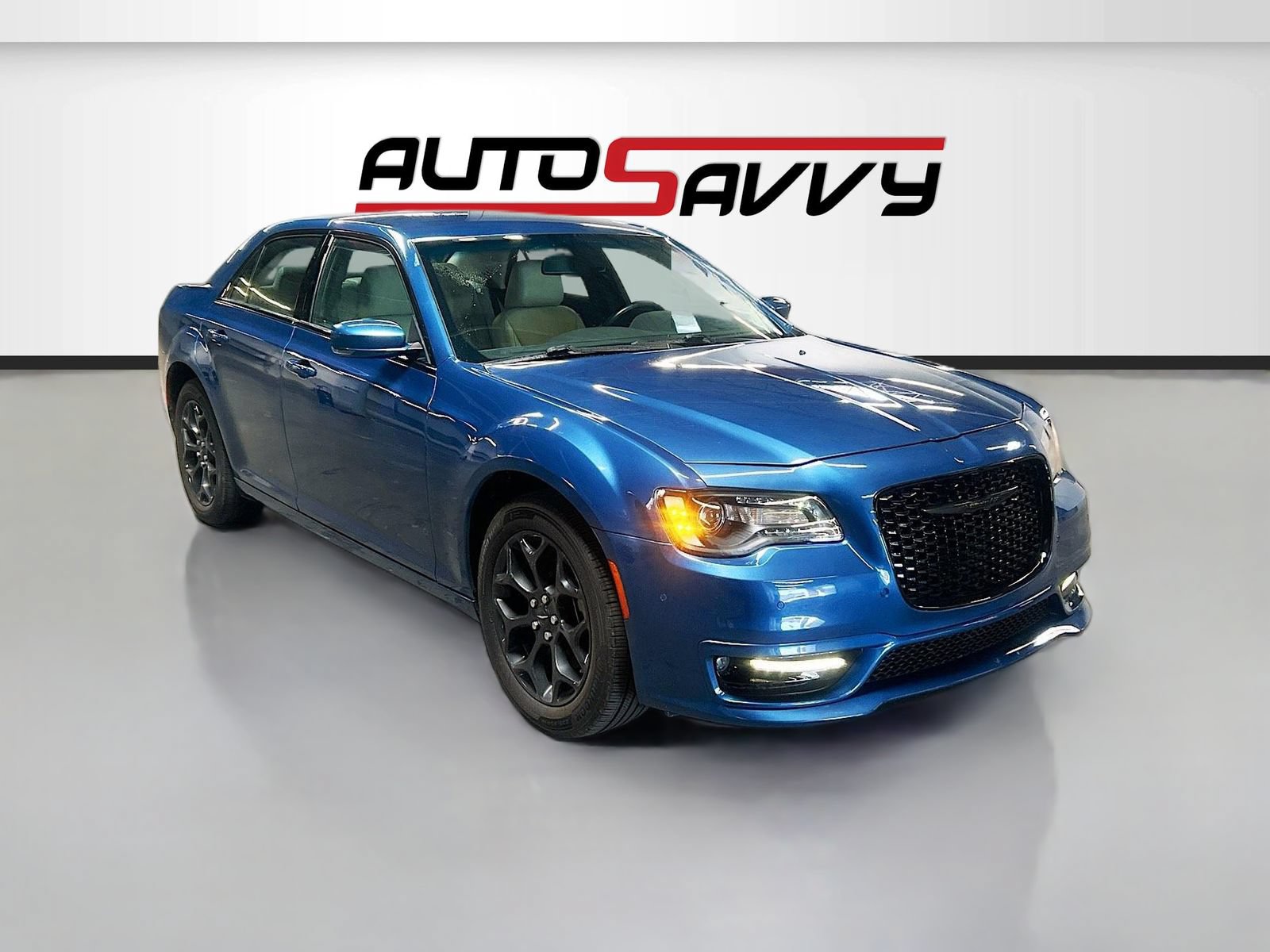Used 2022 Chrysler 300 Touring L AWD/4WD image 1