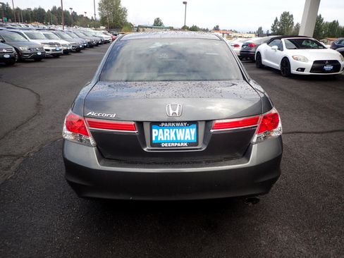 Used 2011 Honda Accord LX image 4