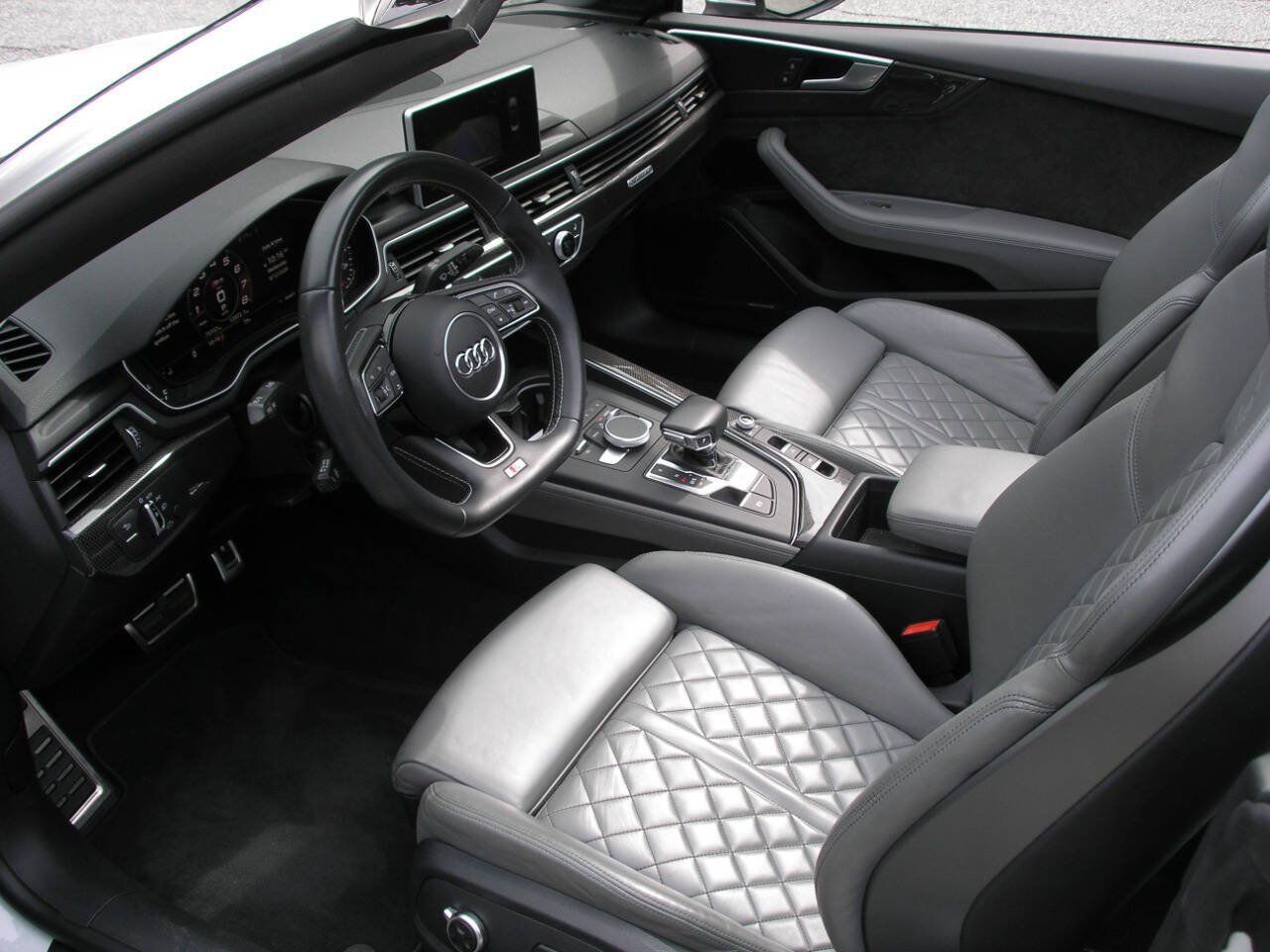 Used 2018 Audi S5 Premium Plus w/ Navigation Package AWD/4WD image 4