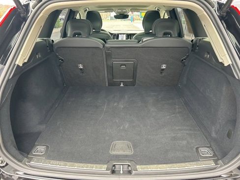 Certified 2025 Volvo XC60 B5 Plus image 11