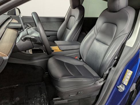 Used 2022 Tesla Model Y Performance AWD/4WD image 15