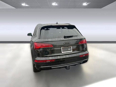 Used 2024 Audi Q5 e Prestige image 10