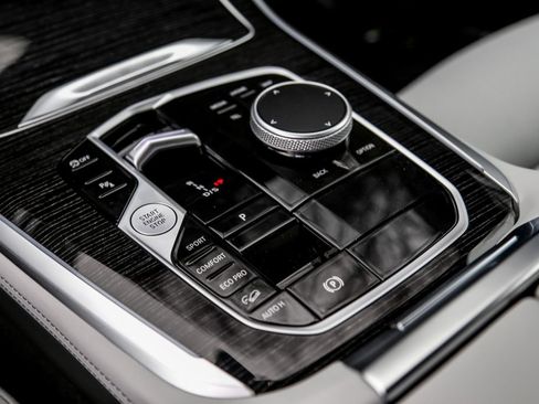 New 2026 BMW X5 xDrive40i w/ M Sport Package image 15