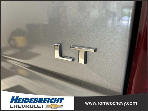 Used 2024 Chevrolet Silverado 1500 LT AWD/4WD image 35