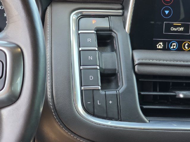 Used 2021 Chevrolet Suburban Z71 w/ Z71 Signature Package AWD/4WD image 26