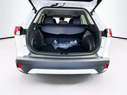 New 2026 Toyota Corolla Cross XLE image 25