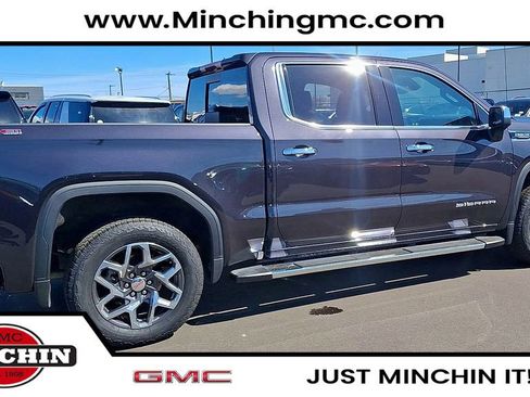 Used 2024 GMC Sierra 1500 SLT w/ SLT Premium Plus Package AWD/4WD image 7