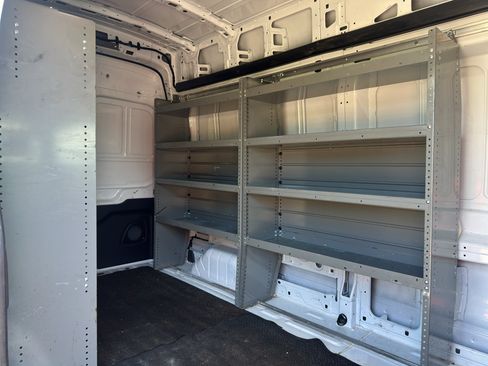 Used 2022 Ford Transit 250 148 High Roof RWD image 16
