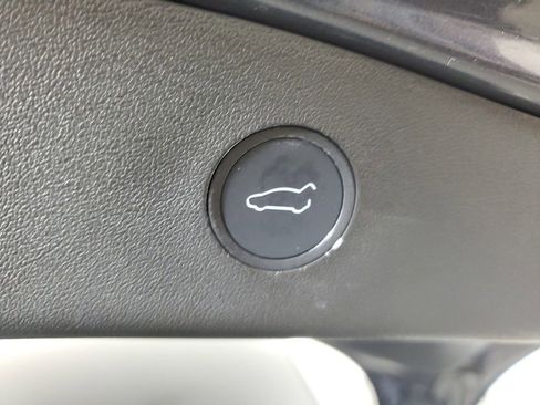 Used 2021 Tesla Model 3 Long Range image 8