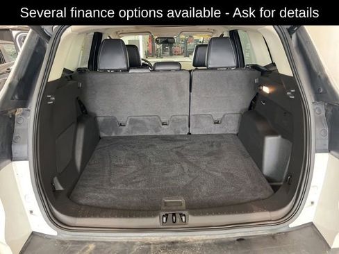 Used 2017 Ford Escape Titanium AWD/4WD image 17