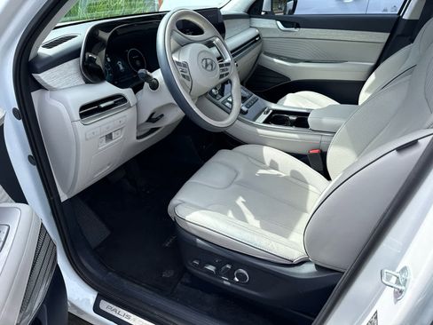 Used 2025 Hyundai Palisade Calligraphy AWD/4WD image 9