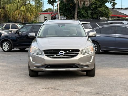 Used 2016 Volvo XC60 T5 Premier w/ Protection Package FWD image 2