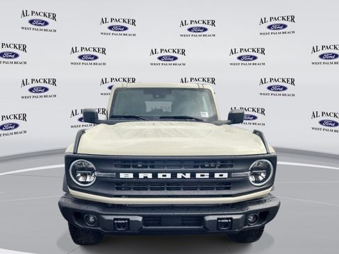 New 2026 Ford Bronco Big Bend w/ Black Diamond Package AWD/4WD image 8