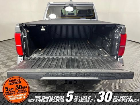 Used 2024 Toyota Tacoma Limited w/ Limited Package (LT) AWD/4WD image 5