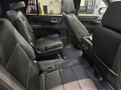 Used 2022 Chevrolet Tahoe High Country image 5