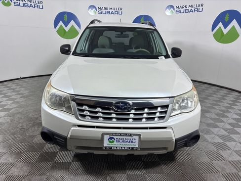 Used 2013 Subaru Forester 2.5X AWD/4WD image 2