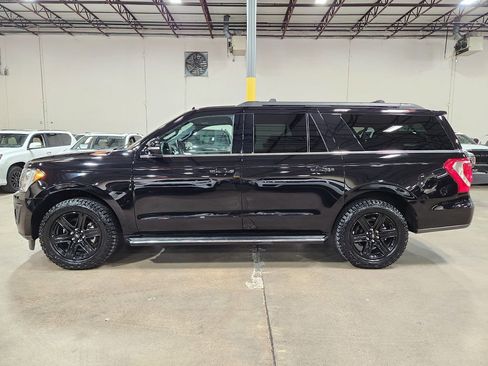 Used 2021 Ford Expedition Max XLT image 7