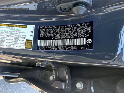 Used 2024 Toyota Corolla LE FWD image 34