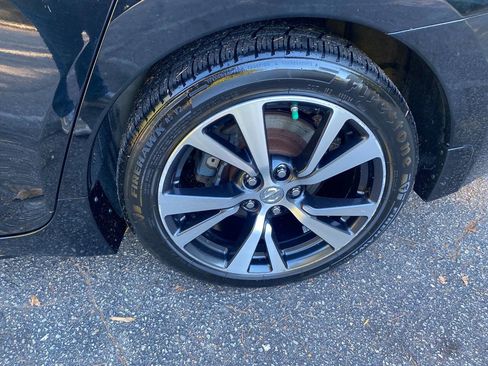 Used 2017 Nissan Maxima 3.5 S image 9