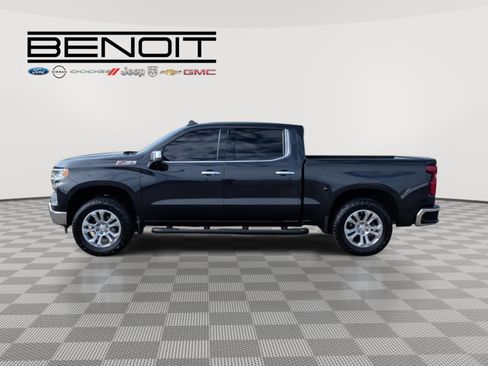 Used 2022 Chevrolet Silverado 1500 LTZ w/ LTZ Premium Package image 8