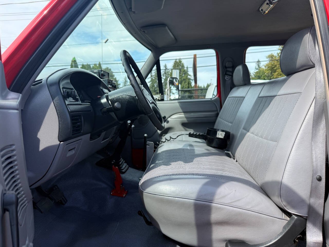 Used 1995 Ford F450 2WD Regular Cab Super Duty image 42