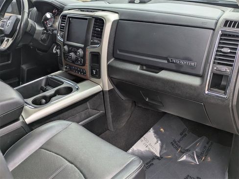 Used 2018 RAM 2500 Laramie w/ Convenience Group image 33