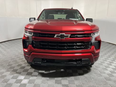 Used 2025 Chevrolet Silverado 1500 RST AWD/4WD image 3