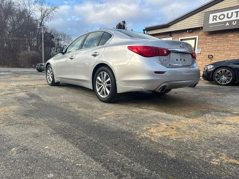 Used 2015 INFINITI Q50 2.0t w/ Moonroof Package image 13