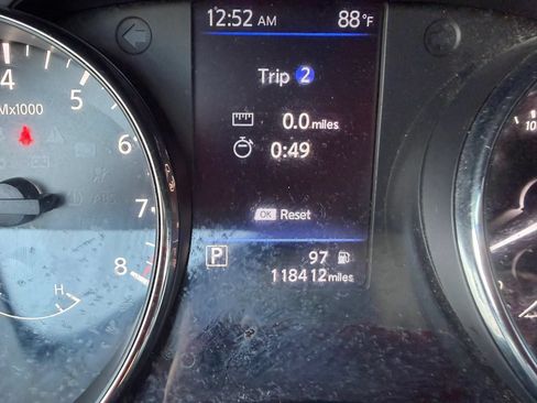 Used 2020 Nissan Rogue SV FWD image 11