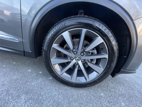 Certified 2025 Acura MDX SH-AWD w/ Technology Package image 10