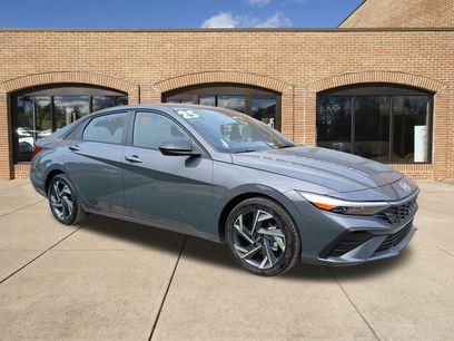 New 2025 Hyundai Elantra Sport