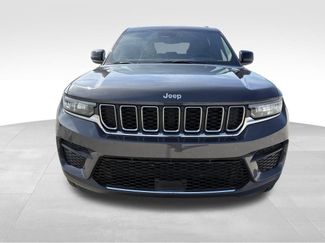 New 2025 Jeep Grand Cherokee Laredo X AWD/4WD video 2
