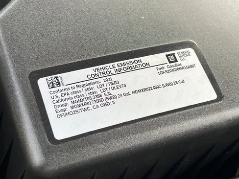 Used 2021 GMC Yukon XL SLT w/ SLT Luxury Plus Package image 30