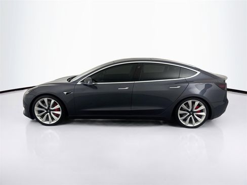 Used 2018 Tesla Model 3 Long Range image 8