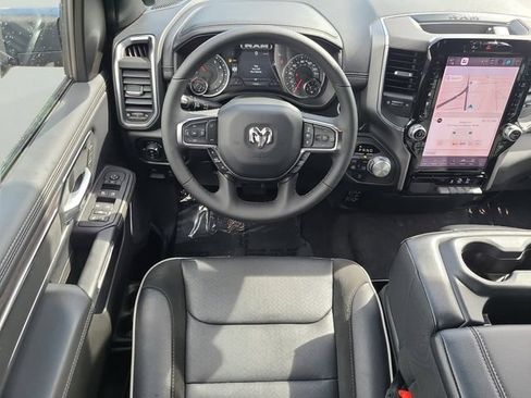 Used 2025 RAM 1500 Laramie AWD/4WD image 14
