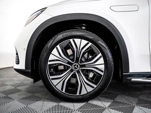 Certified 2023 Mercedes-Benz EQE 350+ 4MATIC SUV w/ Exclusive Trim Package image 10