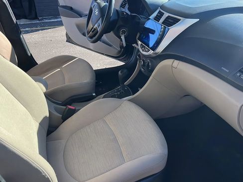 Used 2016 Hyundai Accent SE w/ Option Group 02 image 21