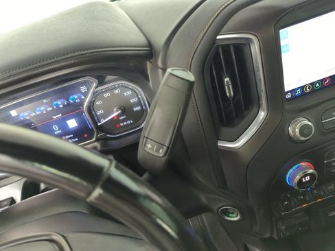 Used 2019 GMC Sierra 1500 AT4 w/ AT4 Premium Package AWD/4WD image 23