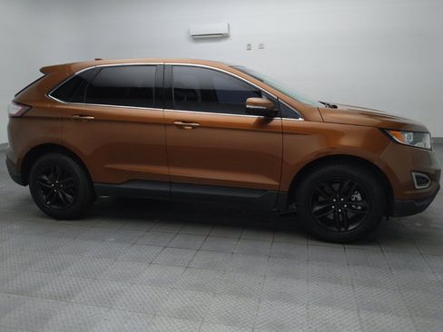 Used 2017 Ford Edge SEL w/ Equipment Group 201A AWD/4WD image 11