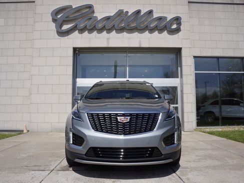 Used 2025 Cadillac XT5 Premium Luxury image 13