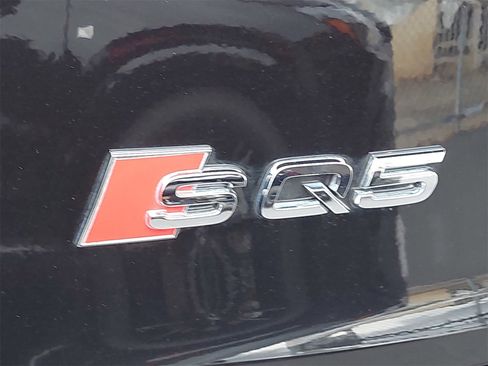 Used 2023 Audi SQ5 Prestige w/ Prestige Package image 44