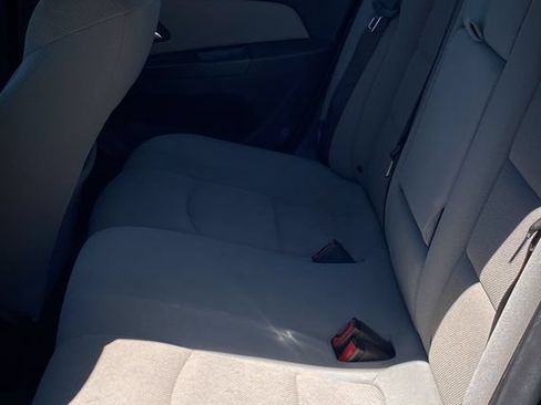 Used 2014 Chevrolet Cruze LT FWD image 17