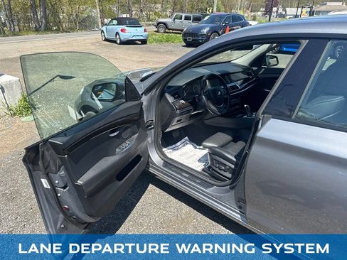Used 2011 BMW 550i Gran Turismo xDrive AWD/4WD image 23