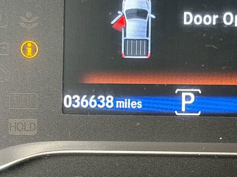 Used 2023 Honda Ridgeline Sport image 12