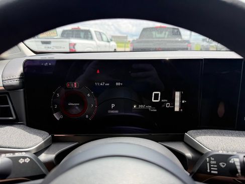 New 2026 Nissan Kicks SV w/ Cold Weather Package FWD image 19