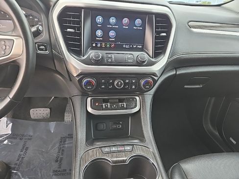 Used 2023 GMC Acadia SLT image 24
