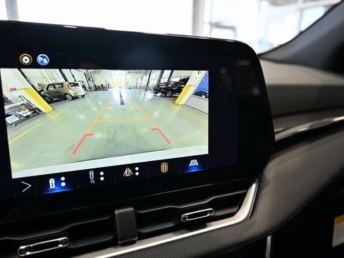 New 2026 Chevrolet Equinox LT w/ Convenience Package II image 16