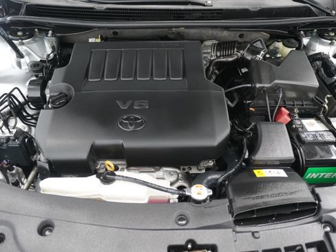 Used 2016 Toyota Avalon Limited image 31