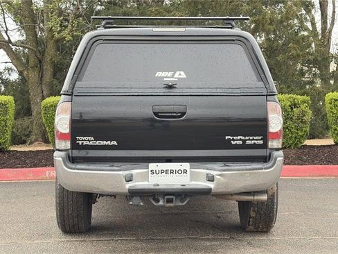 Used 2015 Toyota Tacoma PreRunner w/ SR5 Package image 5