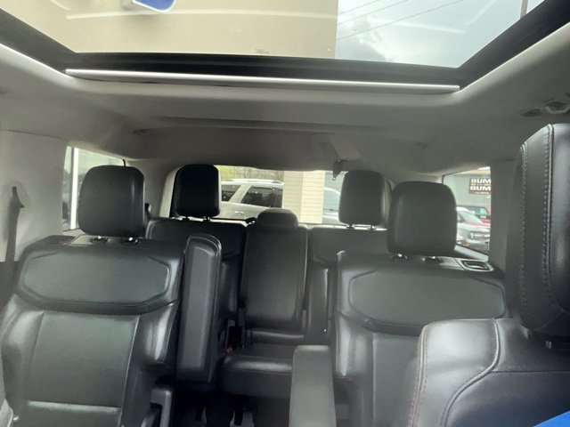 Used 2025 Ford Expedition Active AWD/4WD image 18